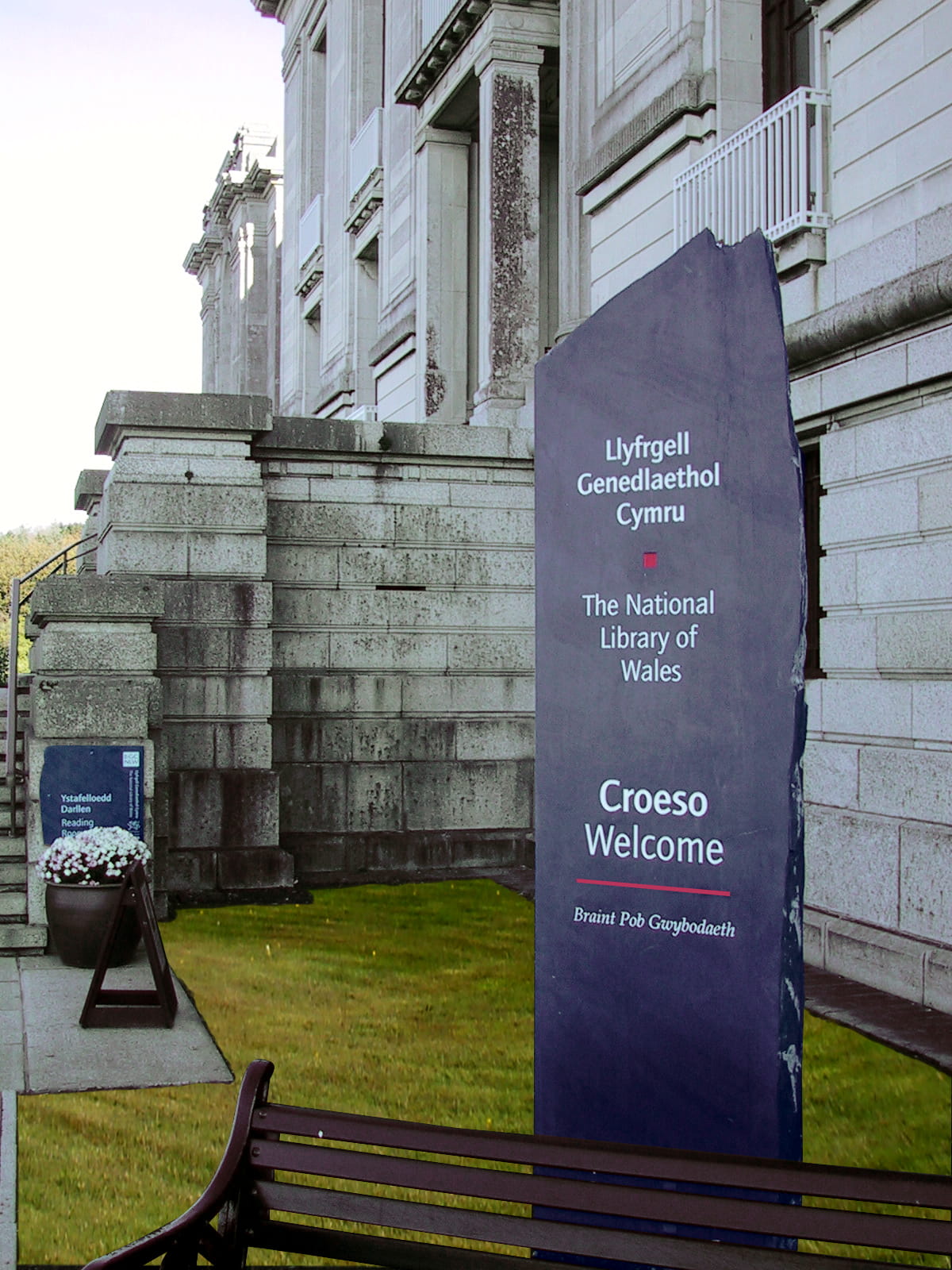 National Library of Wales wayfinding, photograph 3